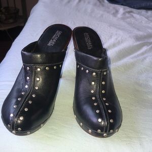 Michael Kors mules! Size 7 1/2.